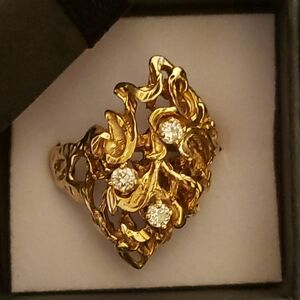 Vintage 14k gold nugget ring with 3 round cut diamonds 💎 size 7.5